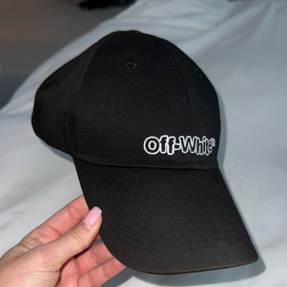 Off-White Classic Black Baseball Cap - Picture 1 of 6